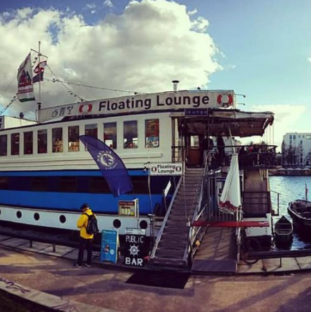 Floating Lounge